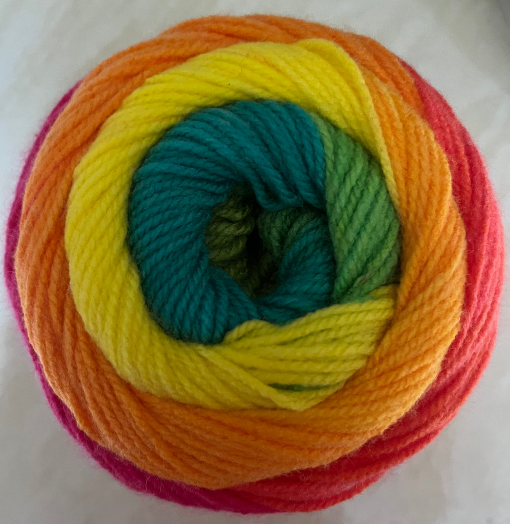 Cygnet marshmallow pie graffiti sweetie 150g/540m 100% acrylic Dk 