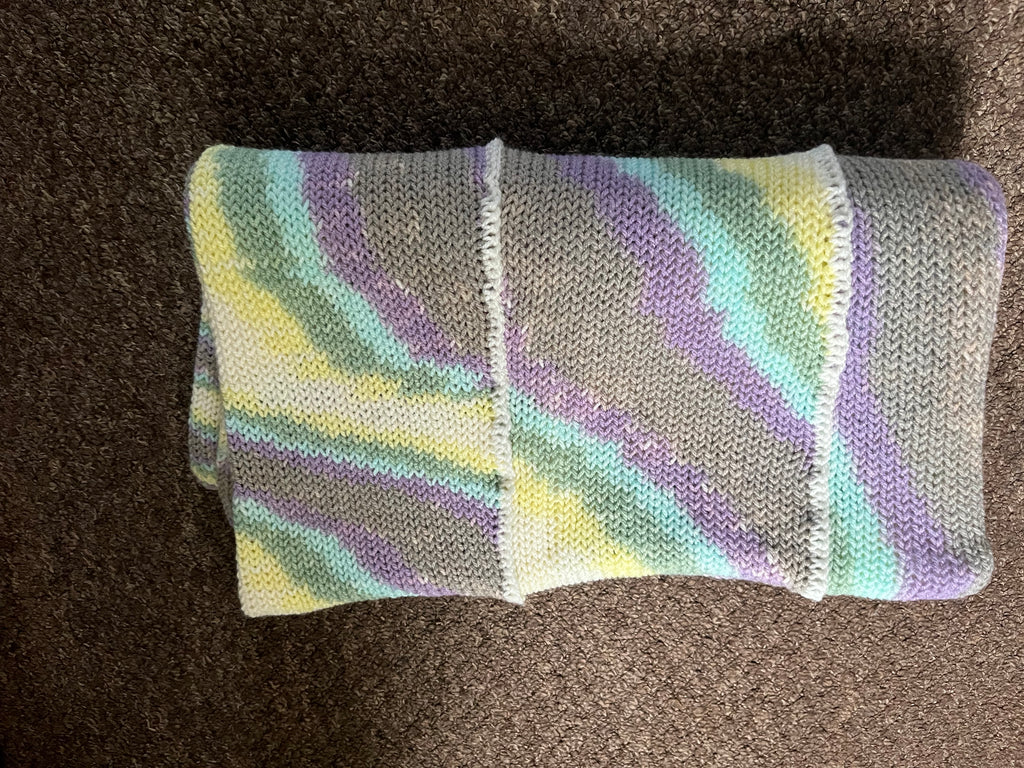 Beautiful pastel coloured swirls blanket 1M x 1M
